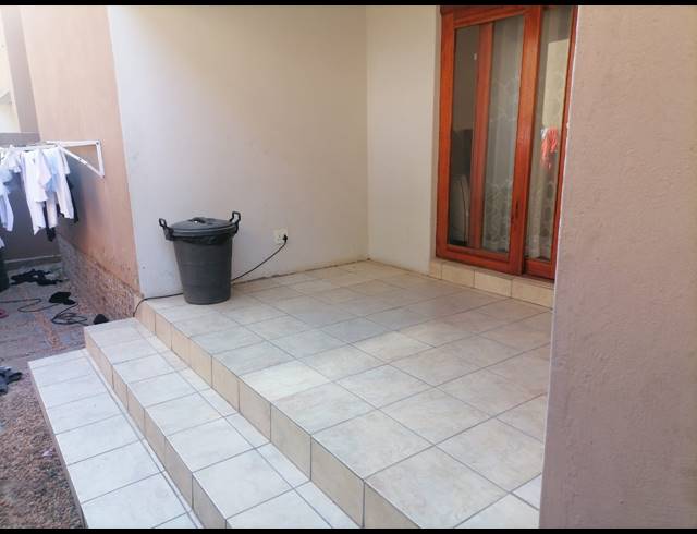 3 BEDROOM TOWNHOUSE FOR SALE IN CASA ACACIA